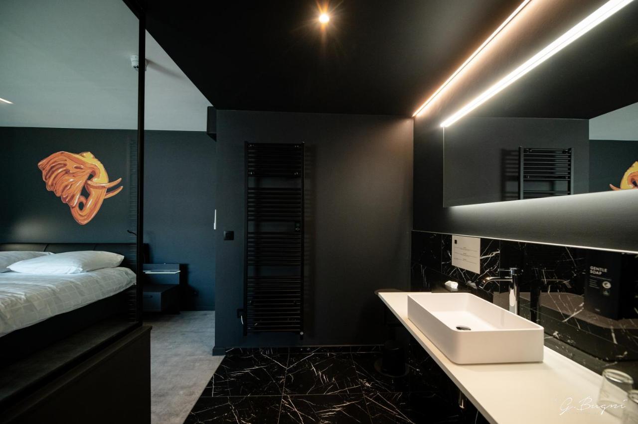 Boutique Hotel, La Cour De La Reine, Rooftop & Bistronomique Restaurant 4*