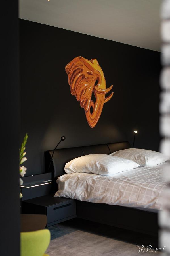 Boutique Hotel, La Cour De La Reine, Rooftop & Bistronomique Restaurant Hotel Spa