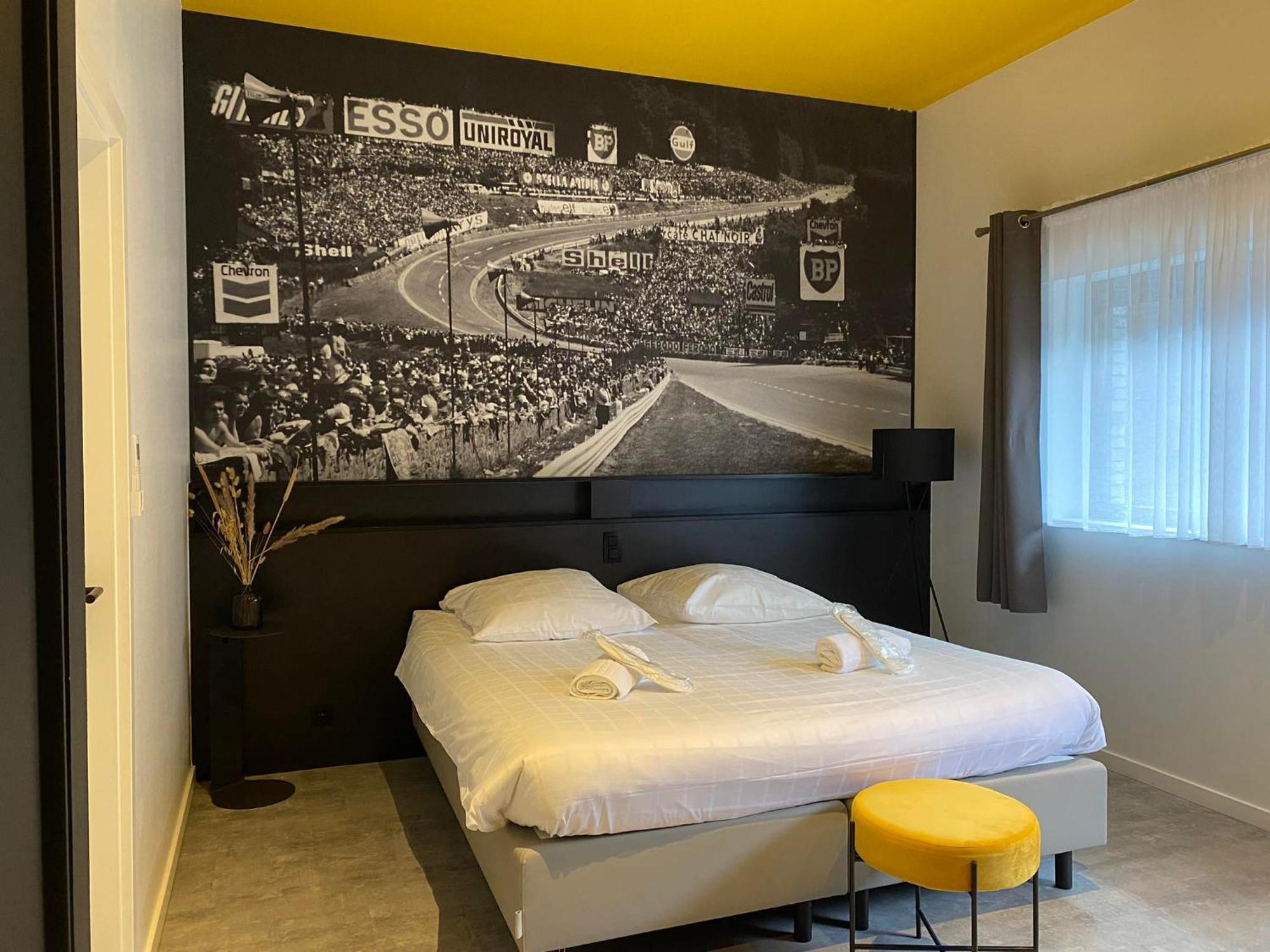 Boutique Hotel, La Cour De La Reine, Rooftop & Bistronomique Restaurant Hotel