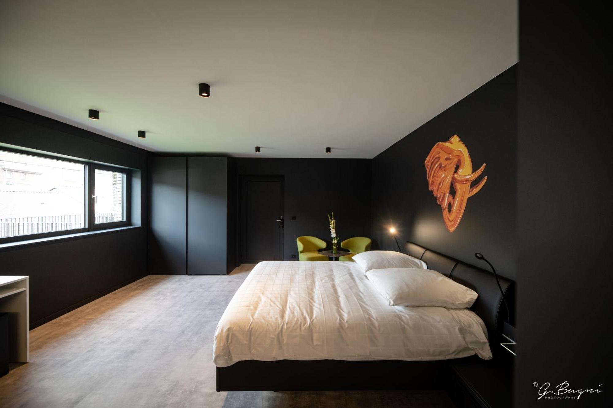 Hotel Boutique Hotel, La Cour De La Reine, Rooftop & Bistronomique Restaurant Spa